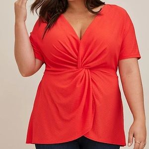 💖SOLD💖 Torrid Front Tie Blouse